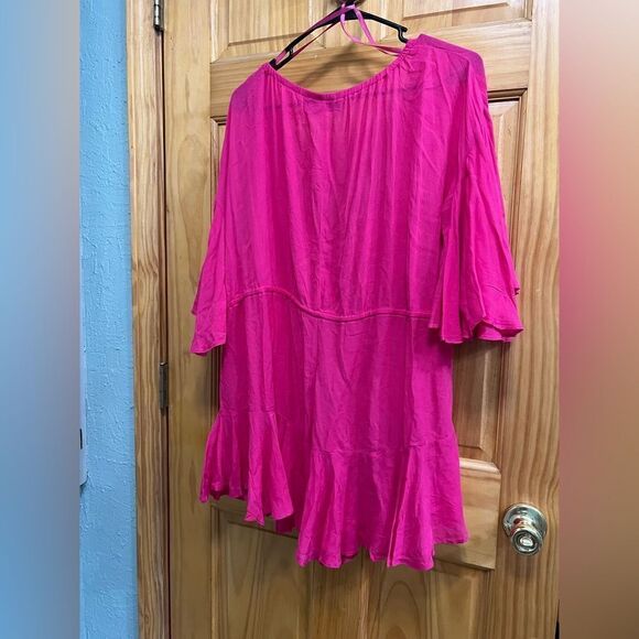 Gorgeous NWOT White Fox size XS oversized pink tie front romper - Picture 5 of 6